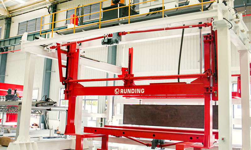 ปลดเครน