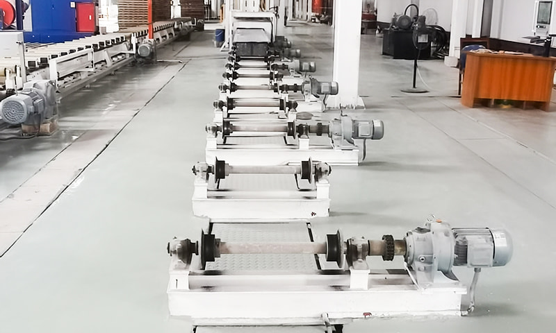 ลูกกลิ้งแผ่นด้านข้าง